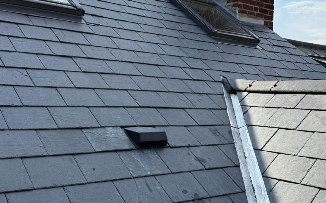 New Roof with Slats and flat Roof with Felt in E17