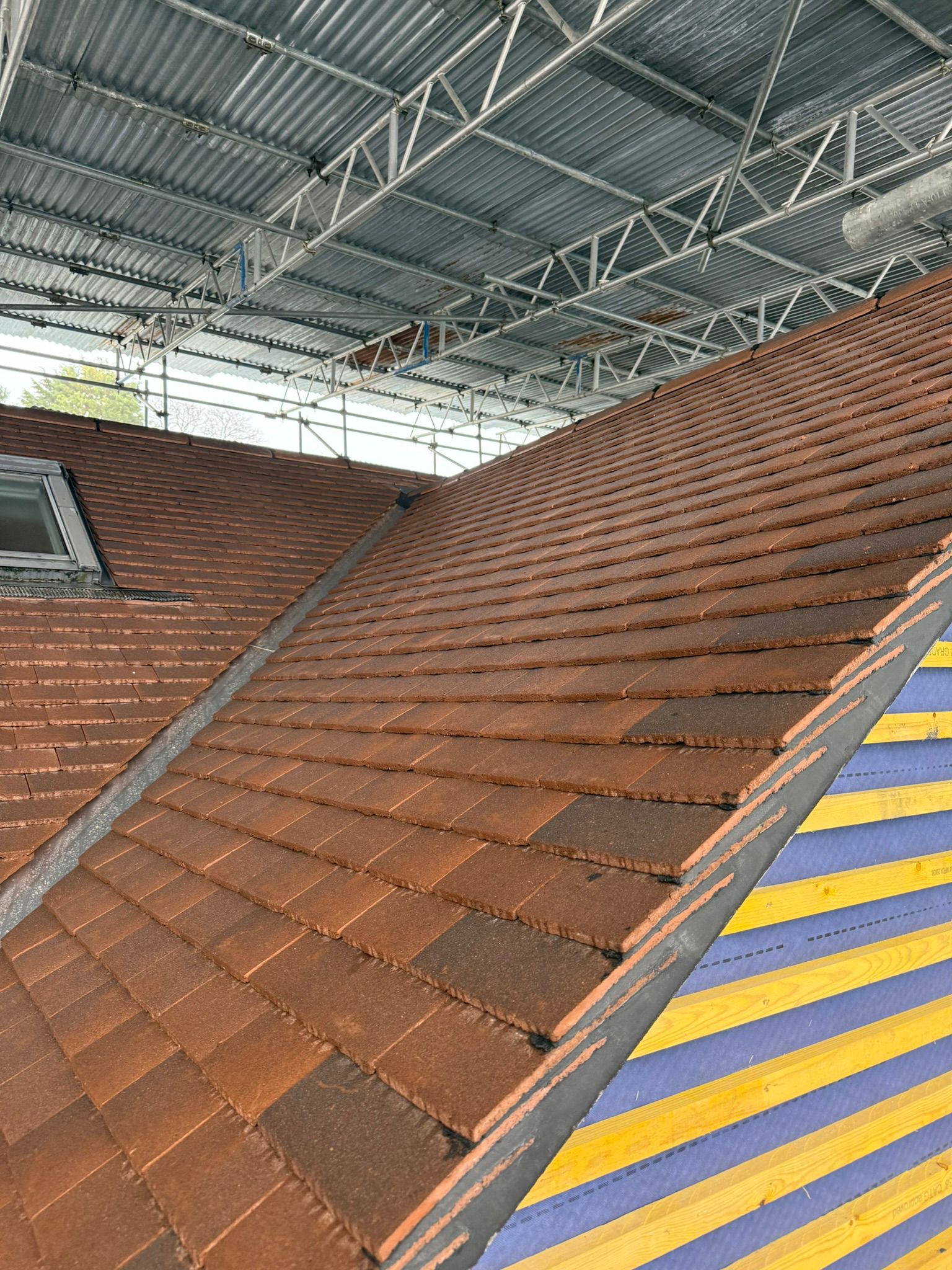 Complete New roof and flat roof Guilford GU 3