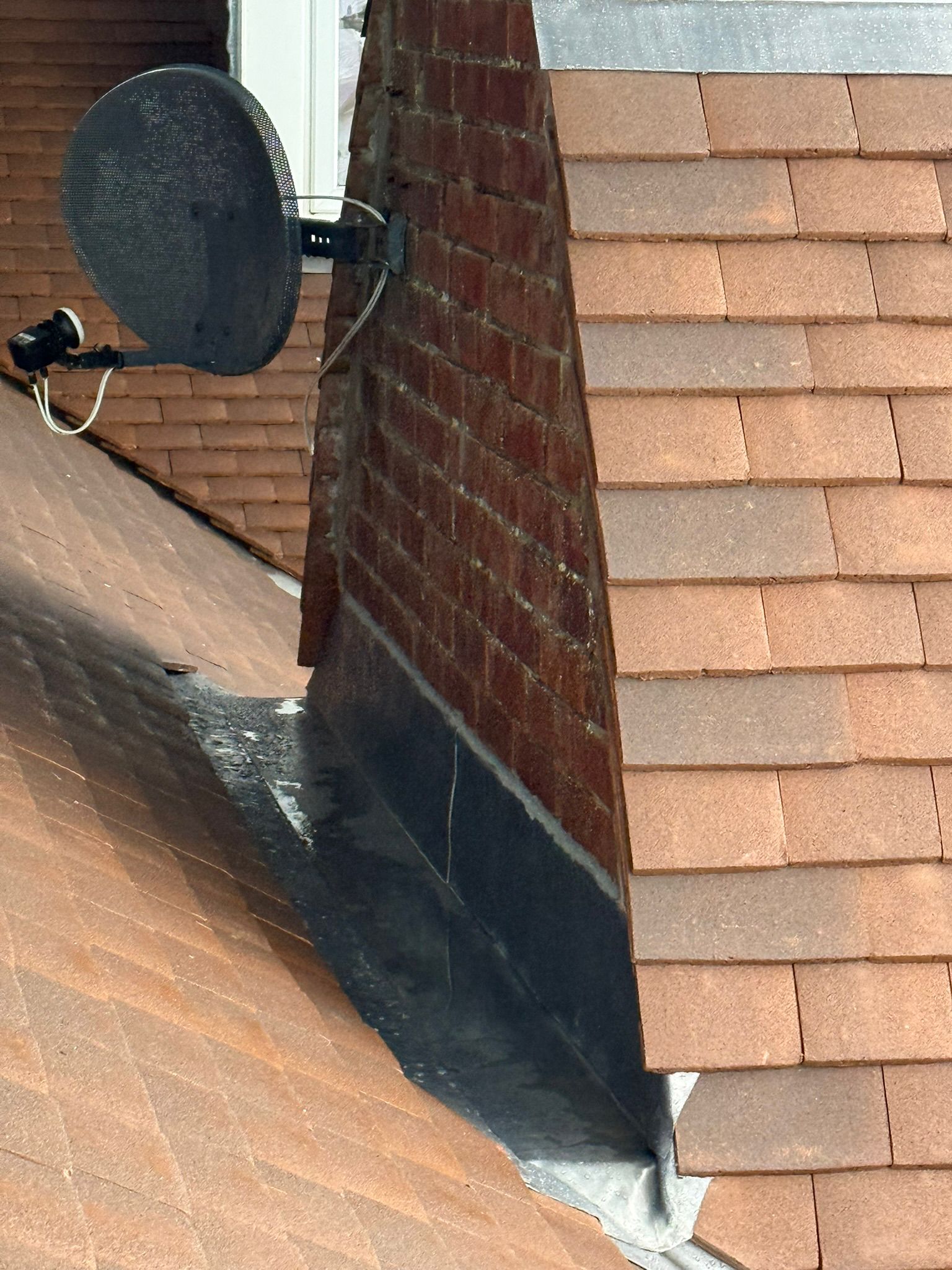 Complete New roof and flat roof Guilford GU 3