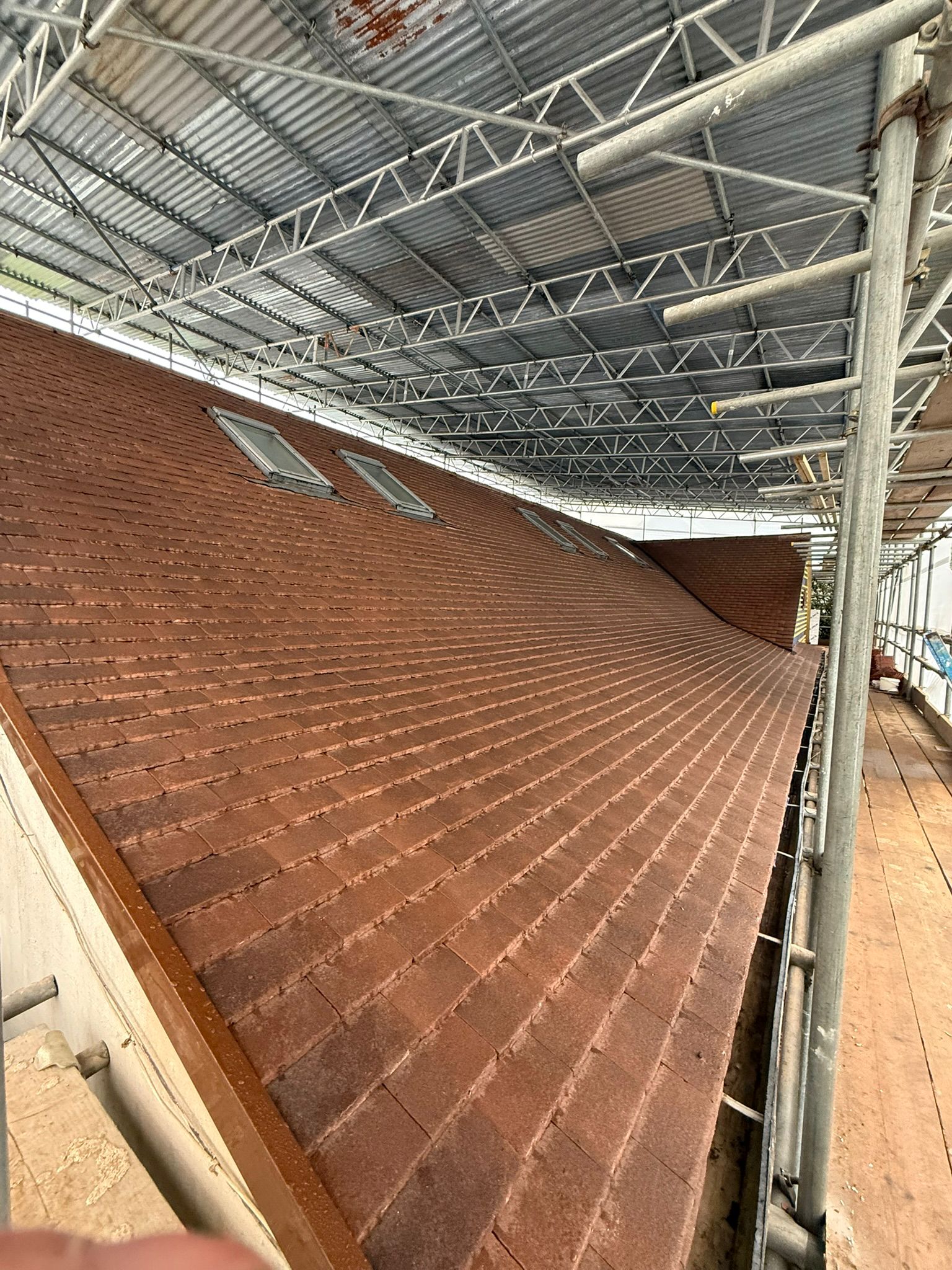 Complete New roof and flat roof Guilford GU 3