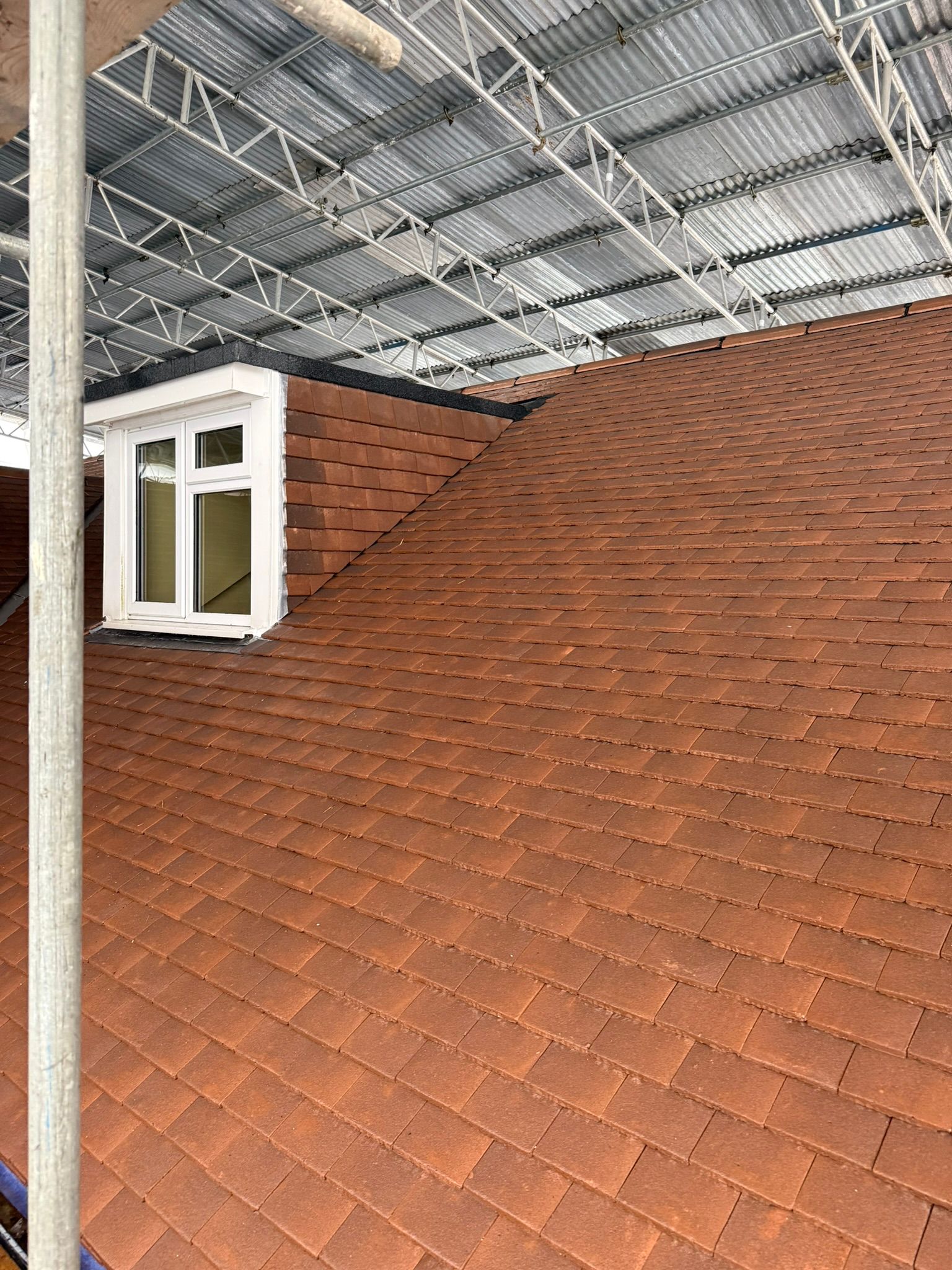 Complete New roof and flat roof Guilford GU 3